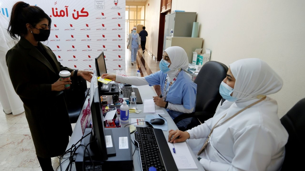 Bahreyn'de QR kodlu dijital aşı pasaportu