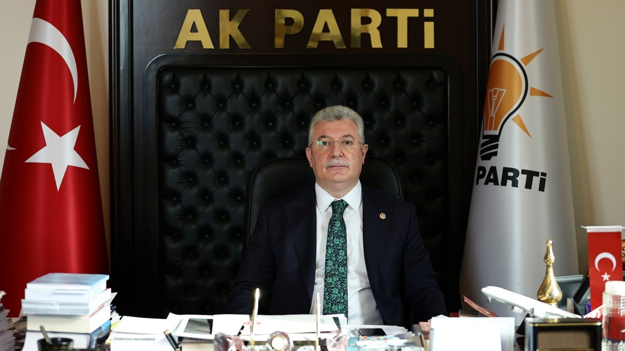 AK Partili Akbaşoğlu: Yeni anayasa için dört aşamalı yol haritası belirlendi