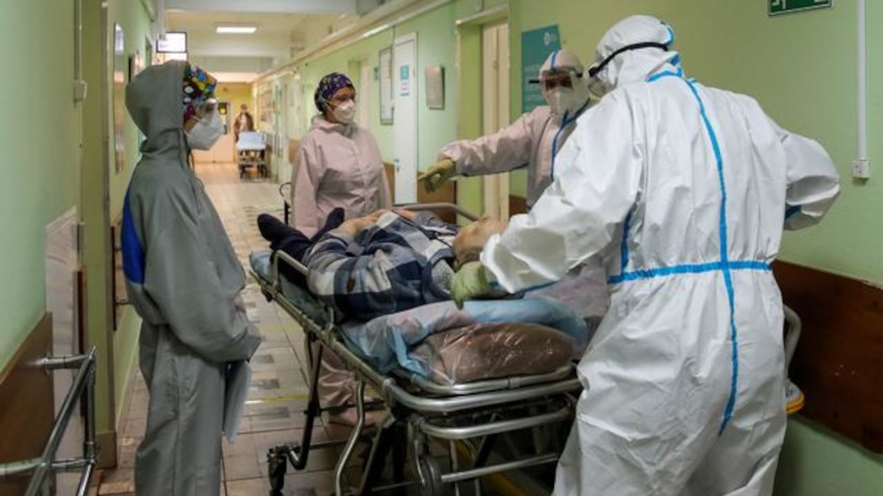 Rusya'da H5N8 virüsü ilk kez insanlara bulaştı