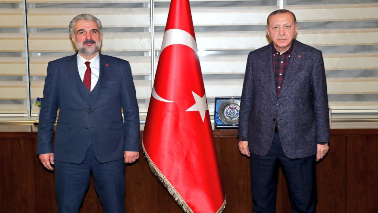 AK Parti'de Bayram Şenocak'ın yerine Osman Nuri Kabaktepe geliyor