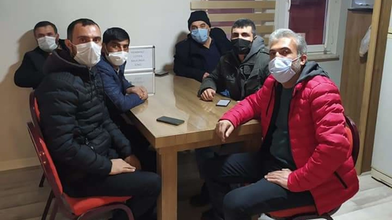 Ekmekçioğulları işçileri CHP il binasında açlık grevi başlattı