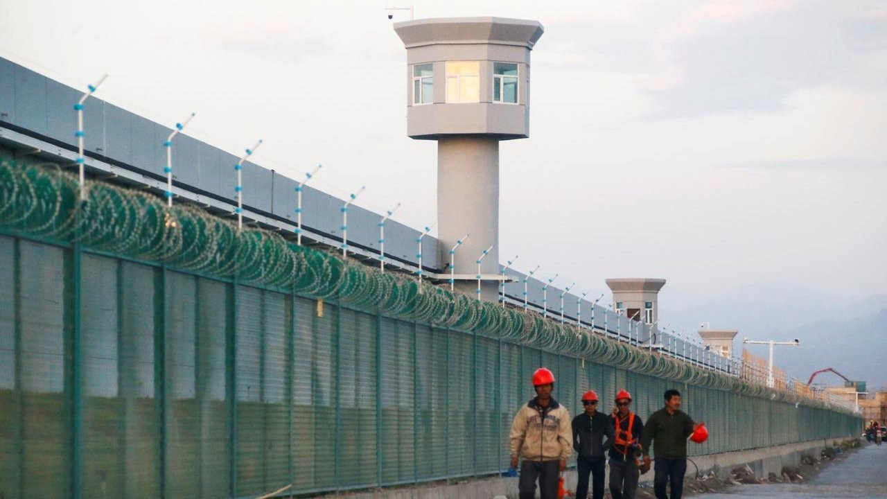 Hollanda parlamentosundan Çin’in Uygur politikasına ‘soykırım’ kararı