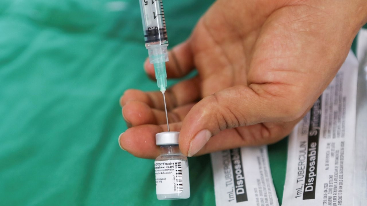 CHP sordu: Kaç doz Biontech aşısı çöpe gitti?