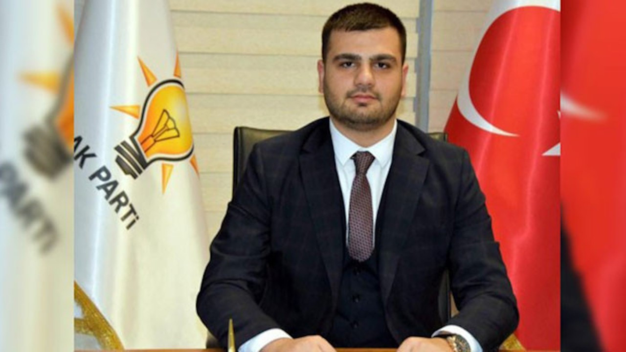 AK Parti Gençlik Kolları Başkanlığı'na Eyyüp Kadir İnan seçildi