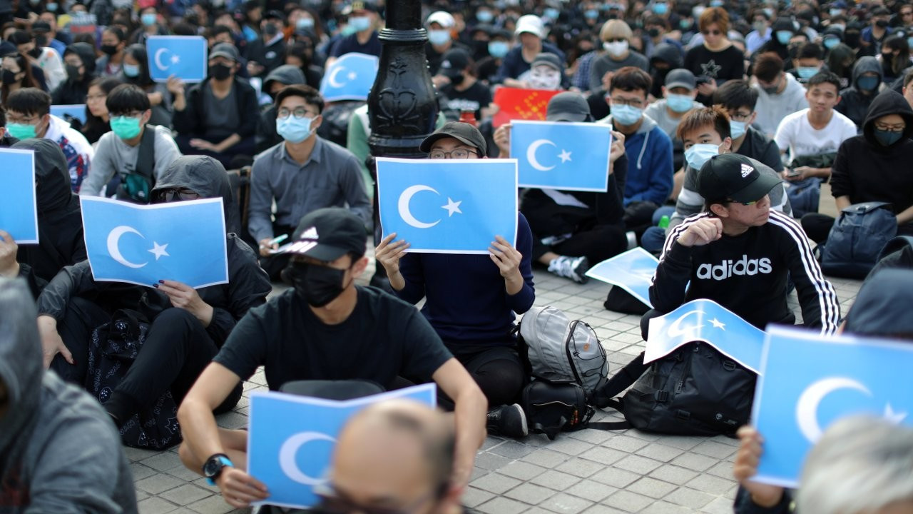 Çin'le Batı arasında Uygur Türkleri krizi