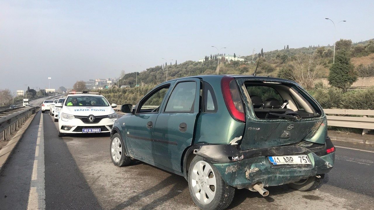 Kocaeli'de zincirleme trafik kazası: 6 yaralı