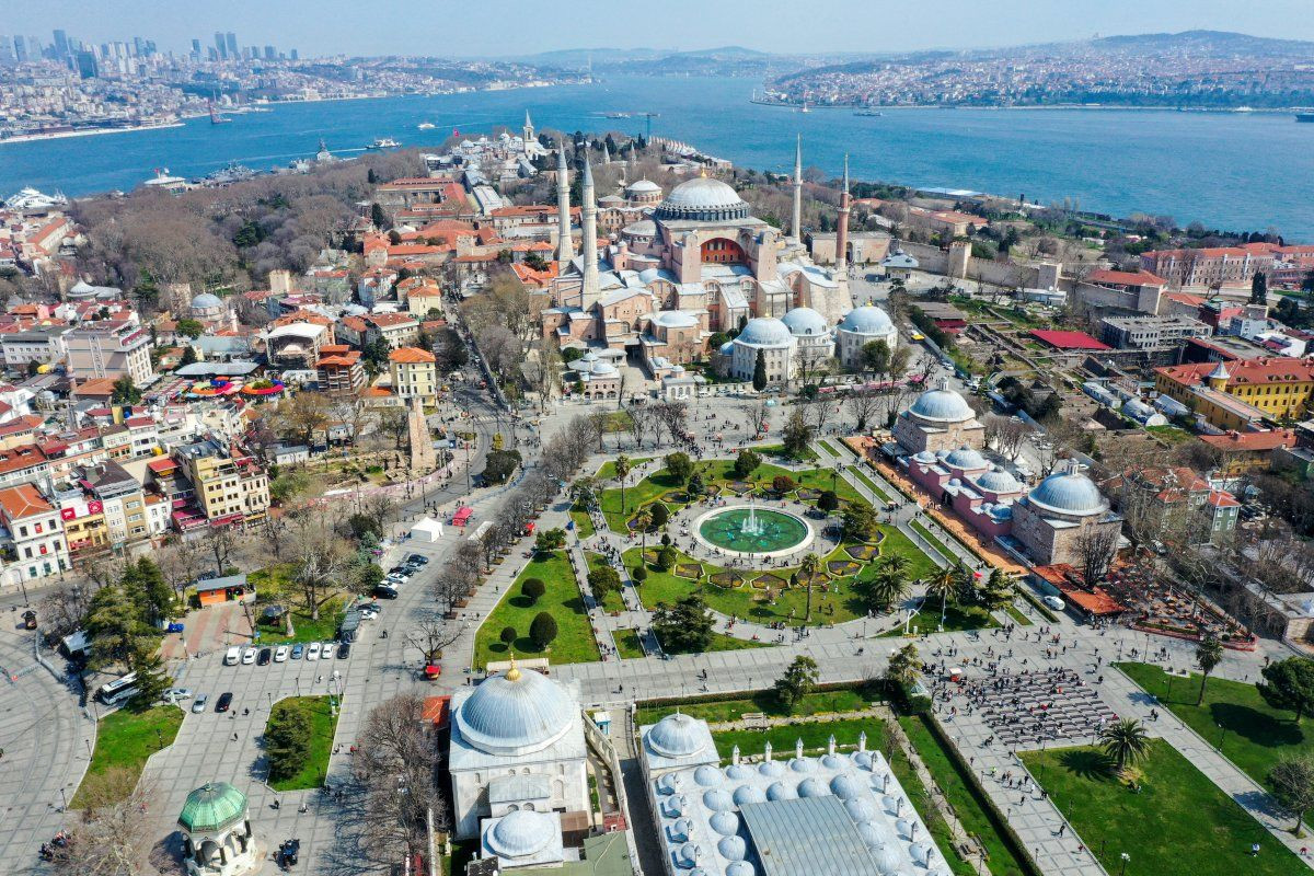 İstanbul'da ilçe ilçe korona patlaması: Gözler Ankara'da - Sayfa 1