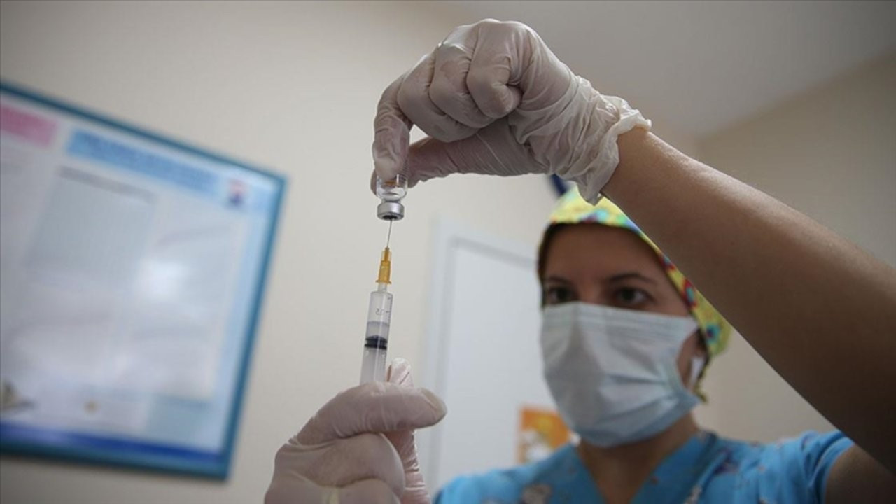 Koca: Dün 1 milyon 367 bin doz aşı uygulandı