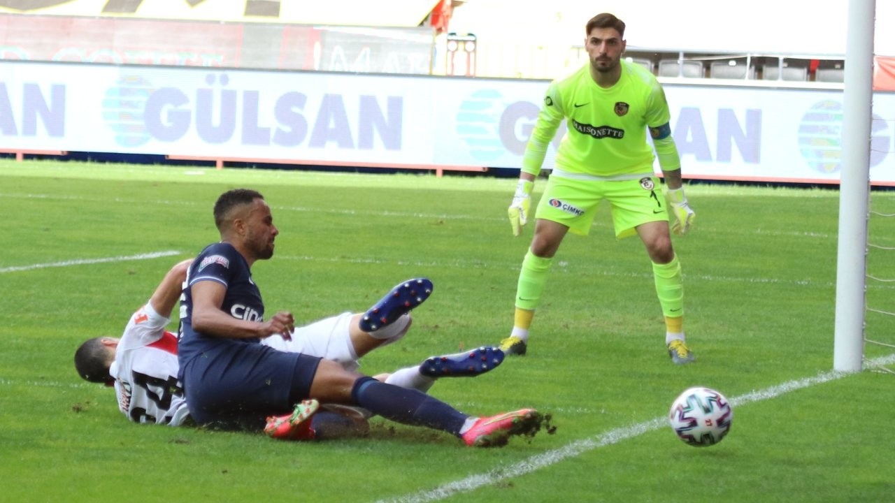 Gaziantep'in 2-0 geriye düştüğü maç 2-2 bitti