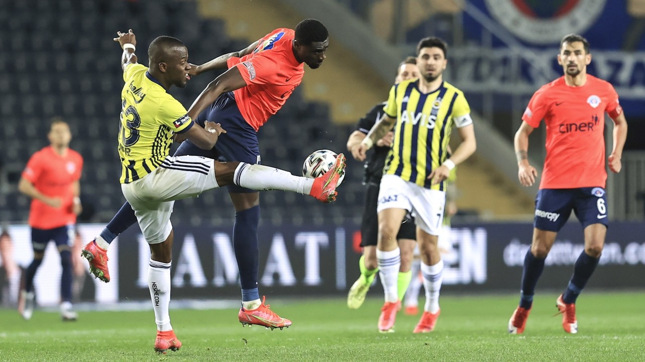 Fenerbahçe zirve takibini sürdürüyor: 3-2