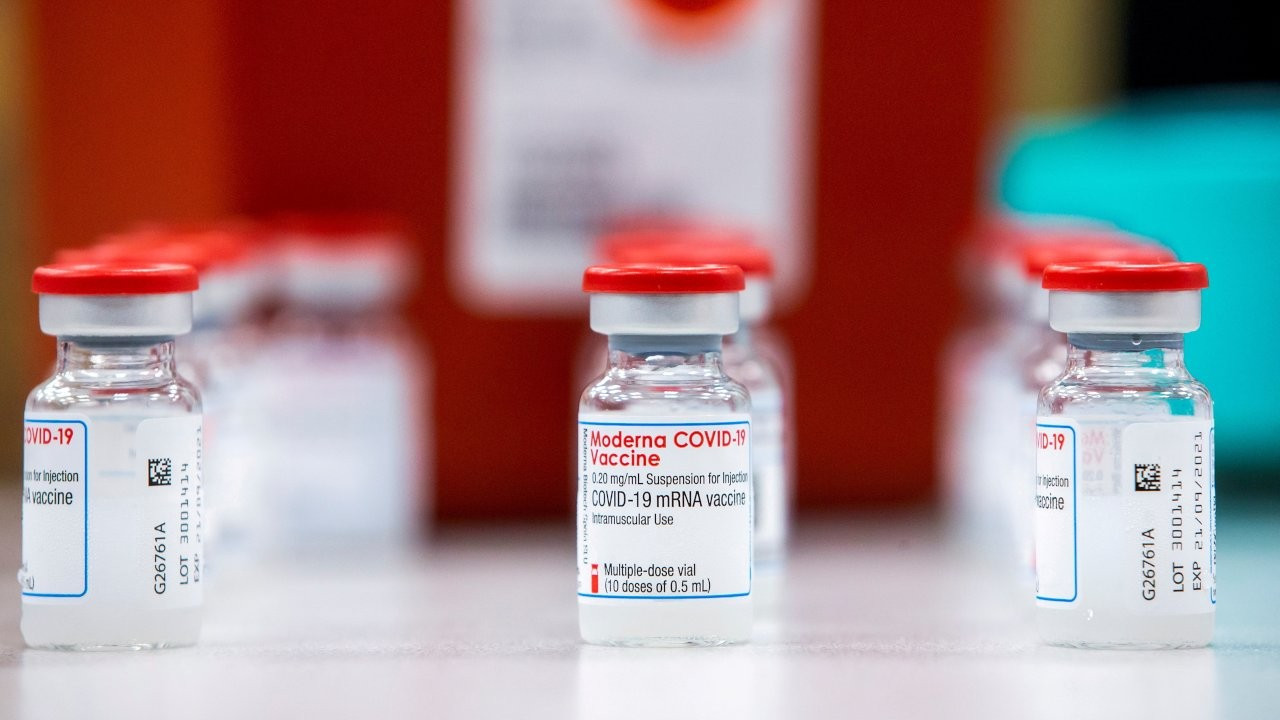 ABD, Moderna aşısında takviye doz süresini 5 aya düşürdü