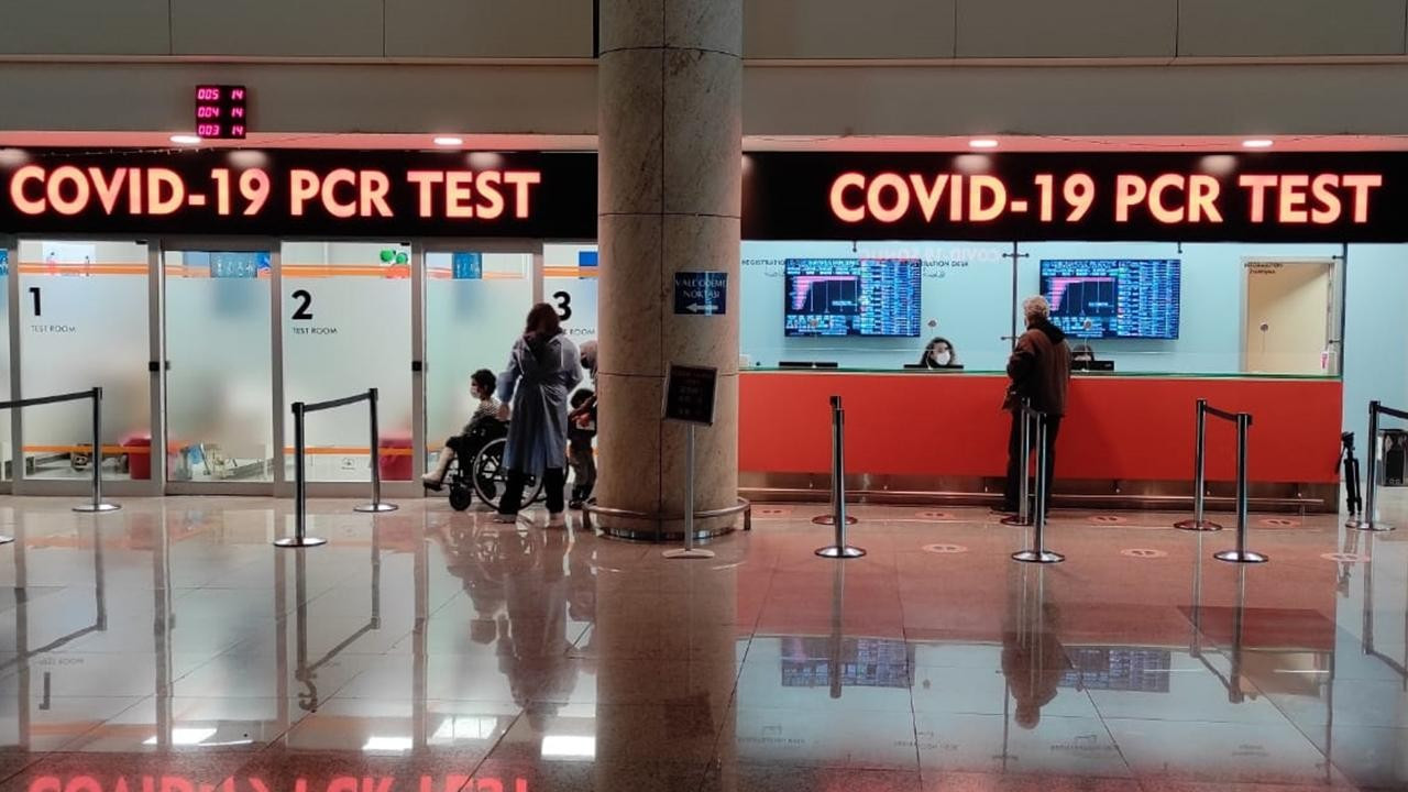 Listeden çıkarıldı: İsrail'den gelen yolculardan PCR testi istenecek