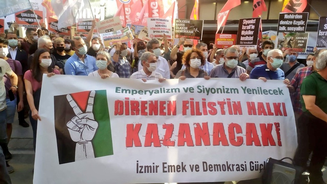 Filistin'e saldırılar İzmir'de protesto edildi: Hamaseti bırakın
