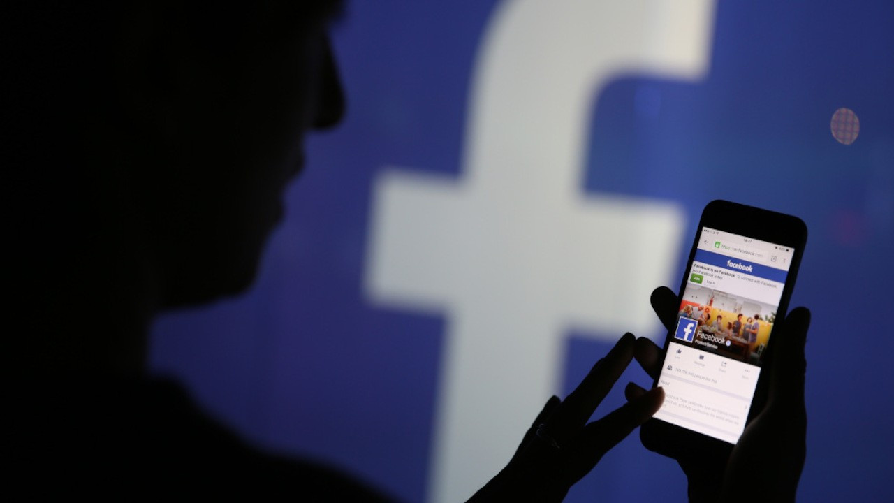 Uluslararası Af Örgütü: Facebook, 'güçlü' kullanıcıların şiddeti teşvik etmesine izin veriyor