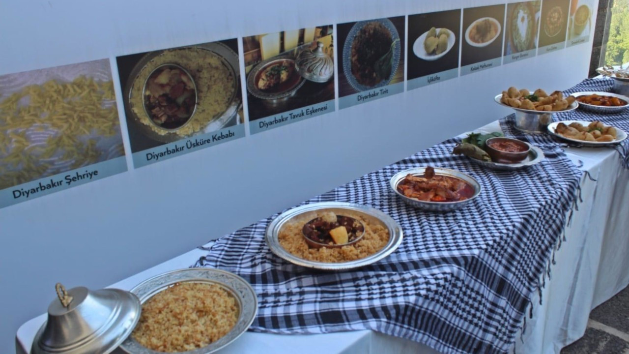 Diyarbakır'ın coğrafi işaretli 9 yemeği tanıtıldı