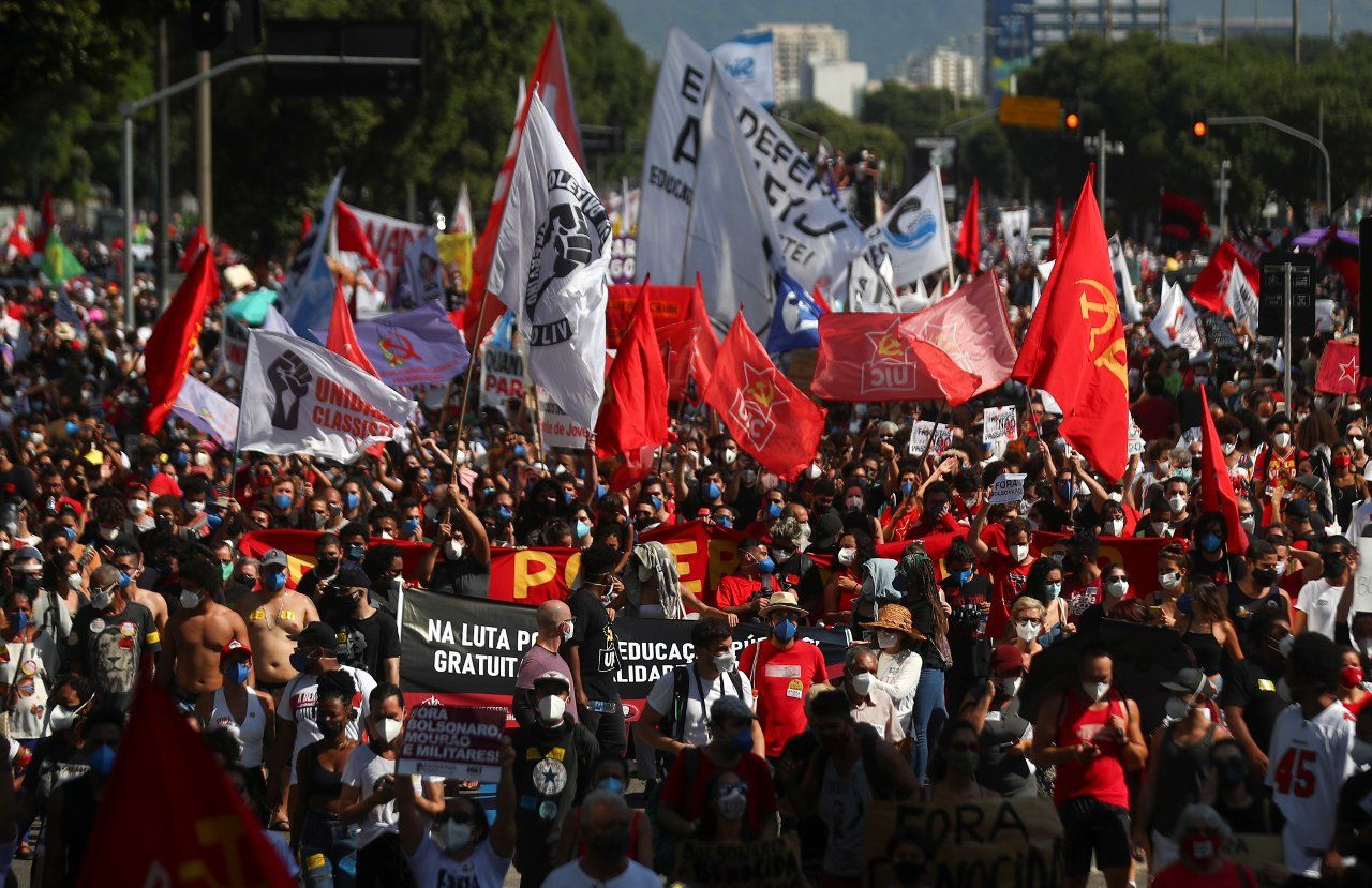 Brezilya Bolsonaro'ya karşı ayakta: 'Hükümeti virüsten daha tehlikeli' - Sayfa 2