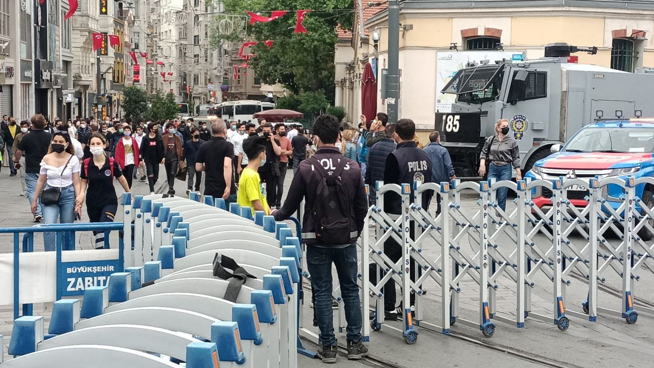 Taksim'de 'Gezi' alarmı: Meydan ve metro kapatıldı - Sayfa 4