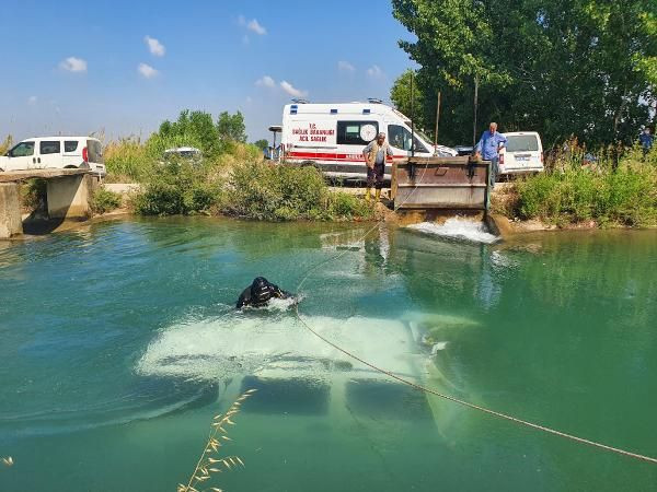 Adana'da ticari araç sulama kanalına devrildi, 2 kişi öldü - Sayfa 1