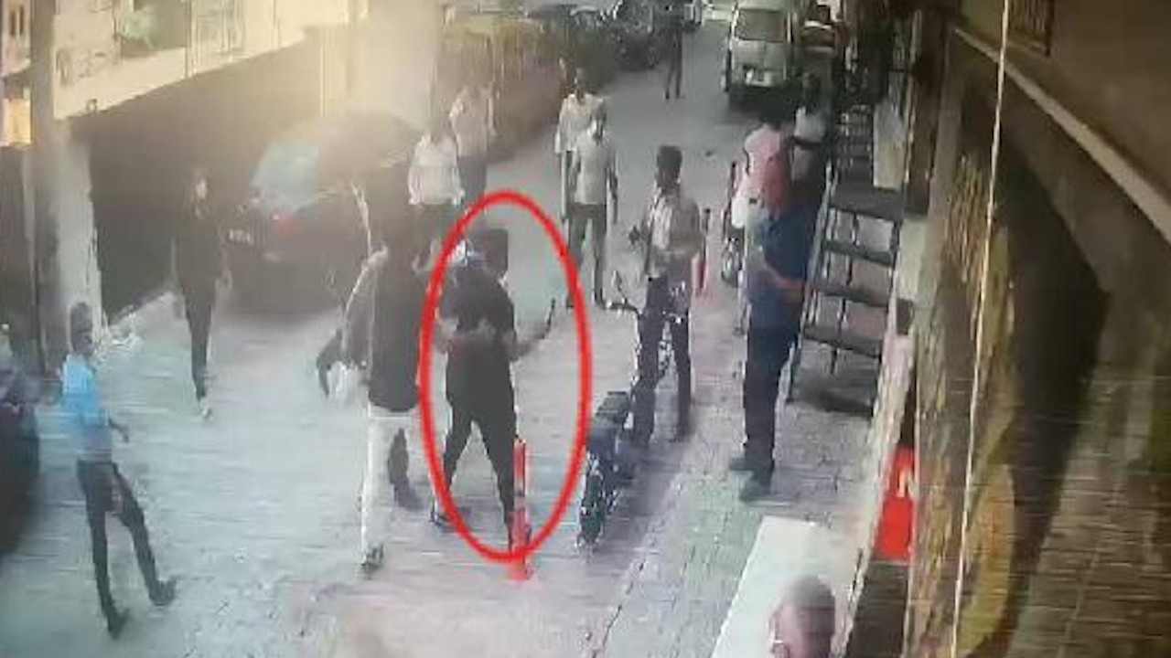 Torbalı'da başkan yardımcısına satırlı saldırı girişimi