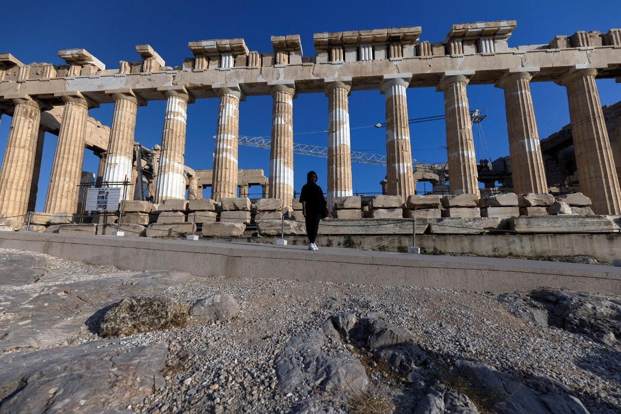 Atina Akropolisi'ne beton yol döşenmesi Yunanistan'ı karıştırdı - Sayfa 4