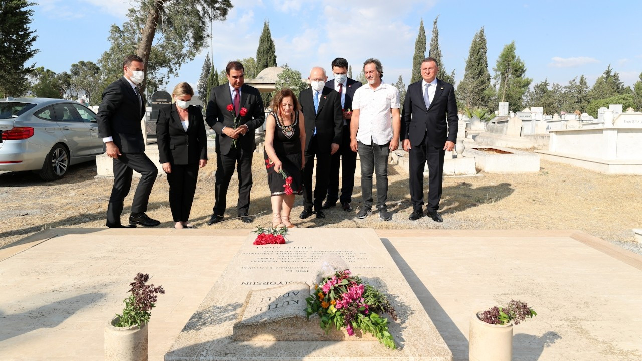 Kılıçdaroğlu Adalı'nın mezarında: Katiller belli, gereğini yapın