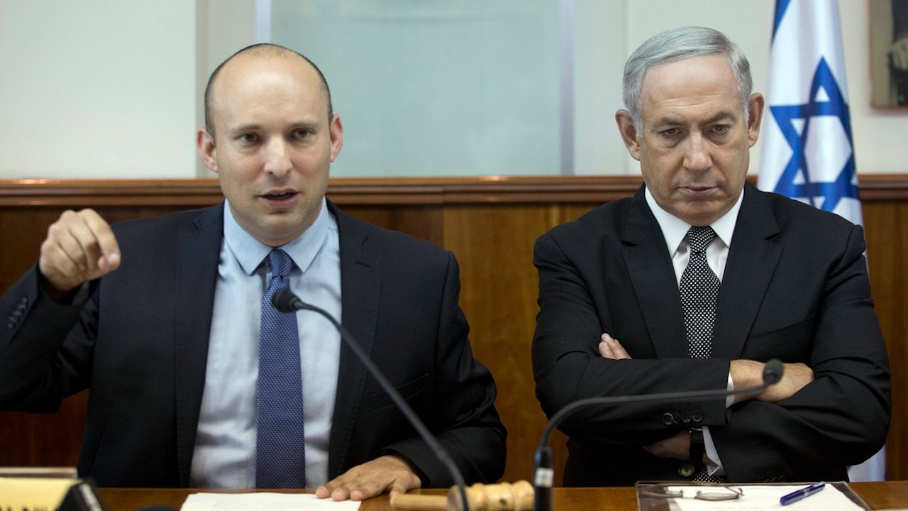 Tören yapılmadı: İsrail'de Netanyahu başbakanlık görevini Bennett'e devretti