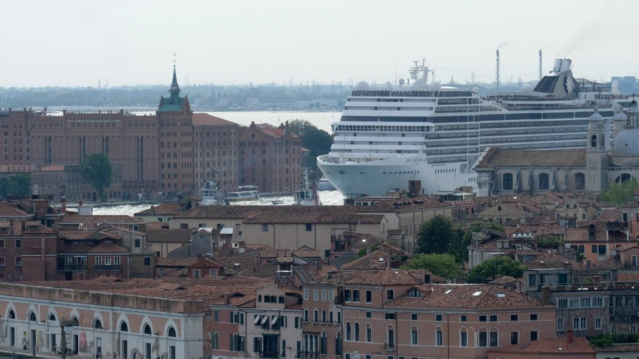 UNESCO’dan İtalya’ya rest: Venedik 'kara listeye' alınabilir