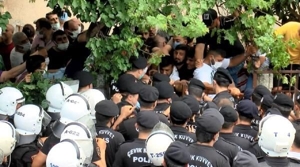Tozkoparan'da 'kentsel dönüşüm' arbedesi: Polis biber gazı sıktı - Sayfa 4