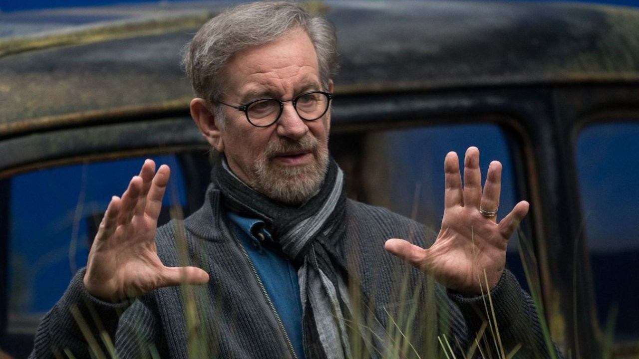 Spielberg, Netflix'e yılda en az iki film hazırlayacak