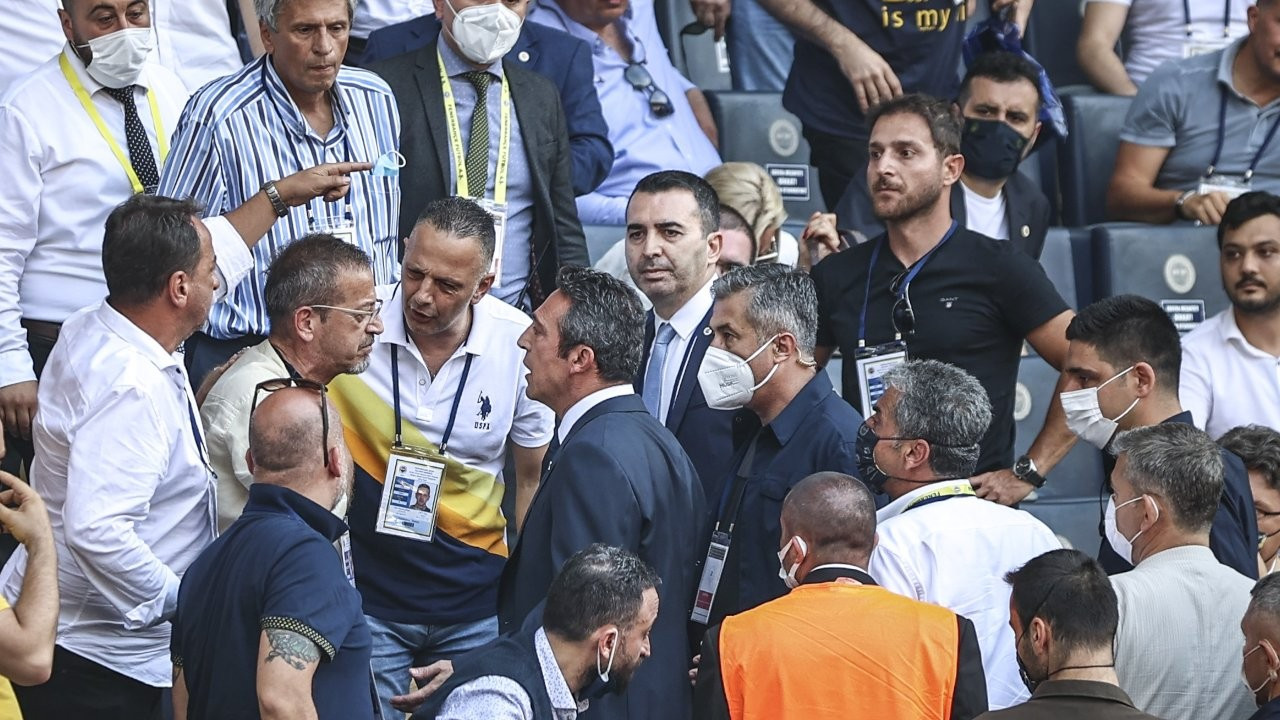Fenerbahçe kongresinde gerginlik