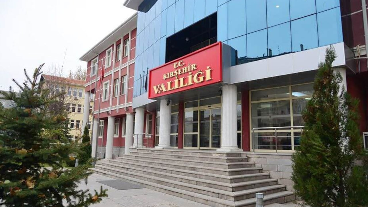 Kırşehir'de bir öğretmen engelli kardeşlerin maaşlarını sekiz yıl boyunca çekmiş