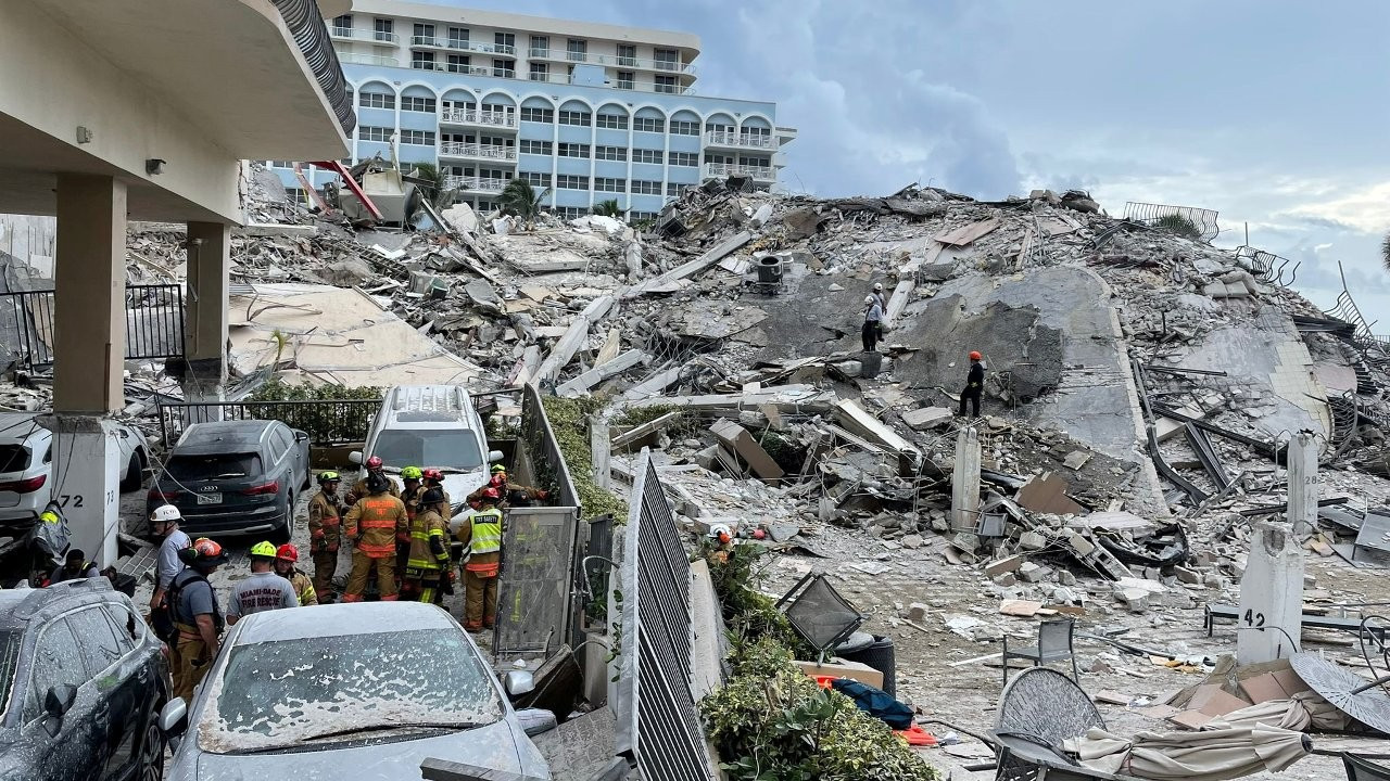Miami'de çöken binada 156 kişiye hâlâ ulaşılamadı