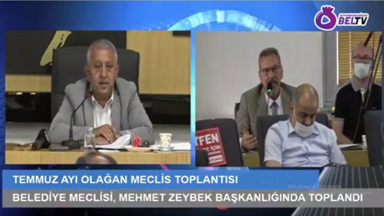 CHP’li meclis üyesi kentsel dönüşümü sordu, canlı yayın kesildi