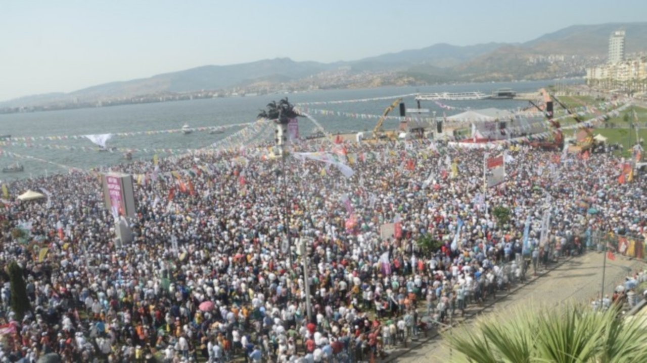 Buldan ve Sancar, İzmir'de: 'Demokrasiye nefes için Gündoğdu’ya akalım