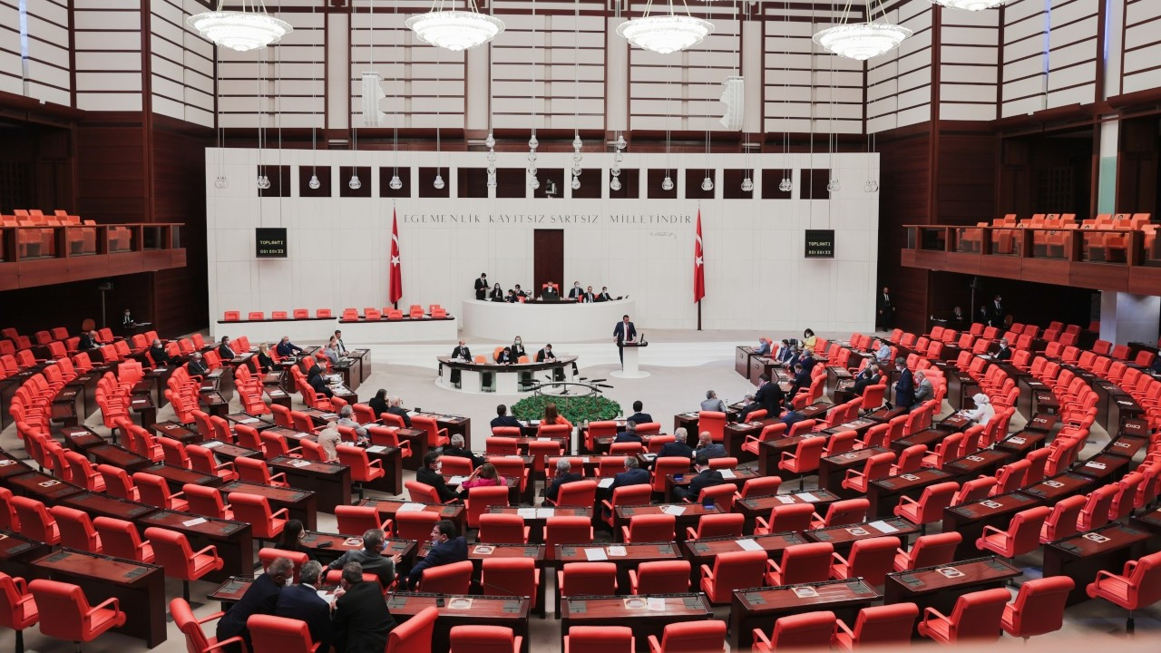 'Yeni senaryo: AK Parti ve MHP seçime ayrı girebilir'