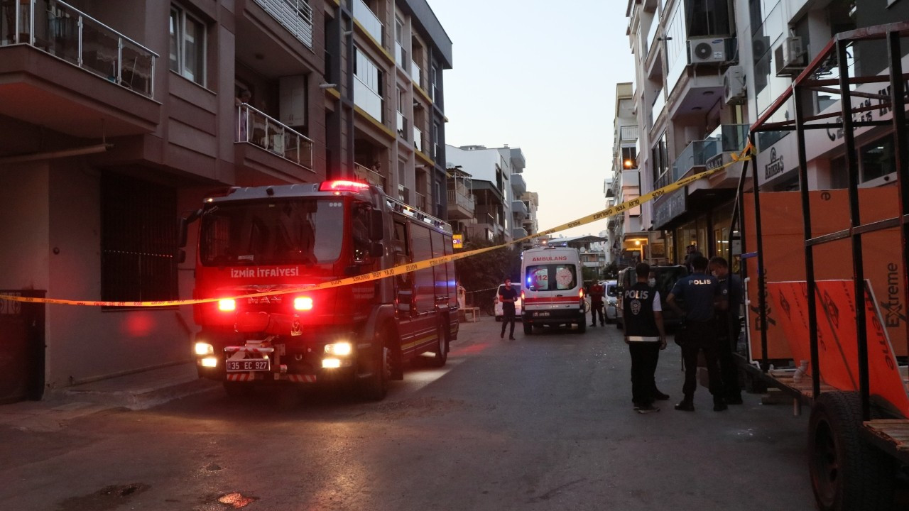 İzmir'de evde torpil patlaması sonucu 1 kişi yaralandı