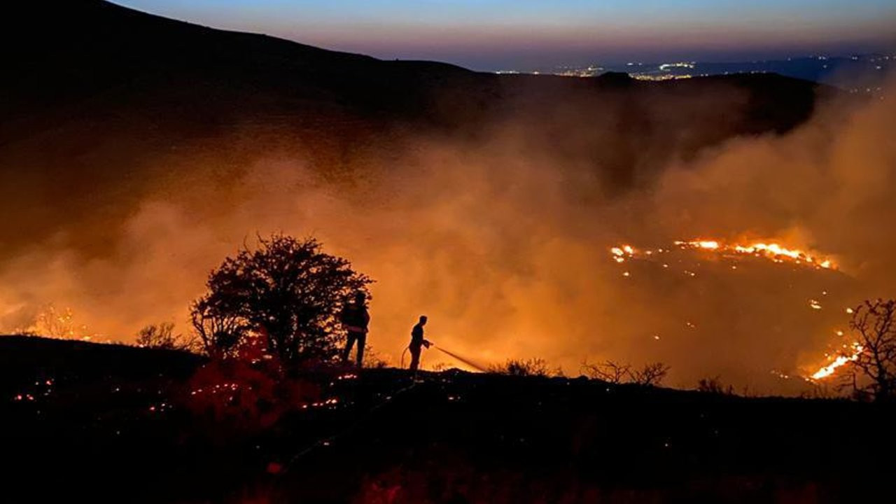 Elazığ’daki yangın yeniden alevlendi