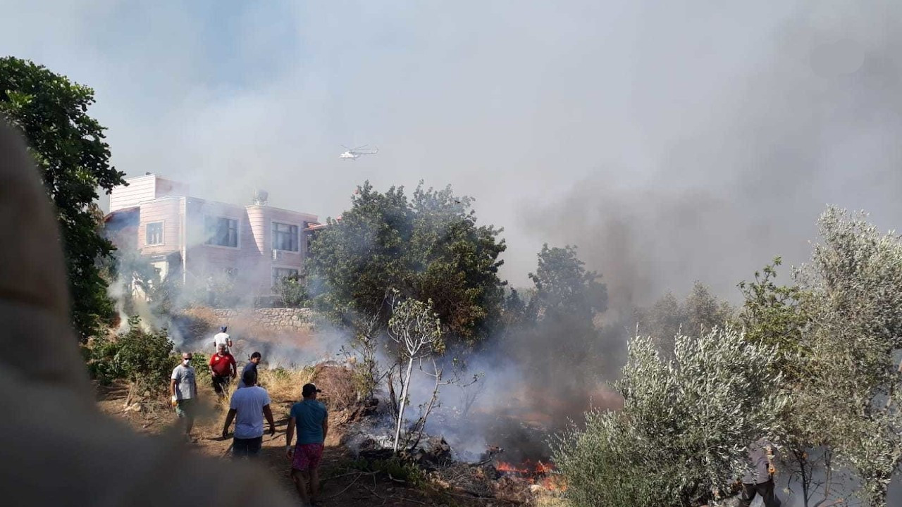 Mersin'de orman yangınları: İki çoban kayıp, bir kişi gözaltında