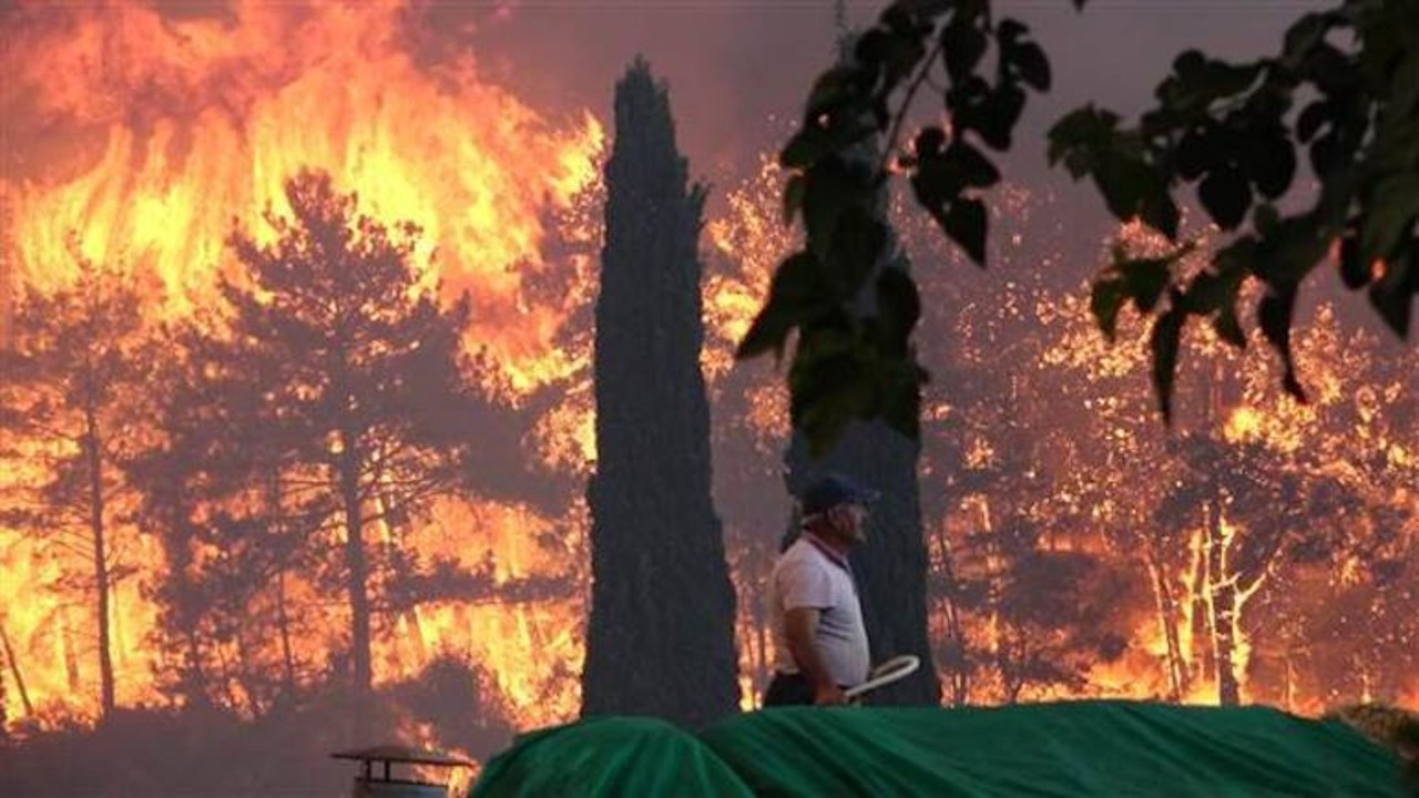 RTÜK'ten TV kanallarına 'yangın' uyarısı