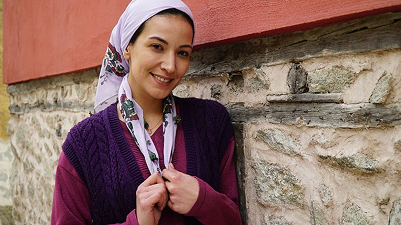 Gönül Dağı dizisinde kan kaybı: Cemre Melis Çınar kadrodan ayrıldı