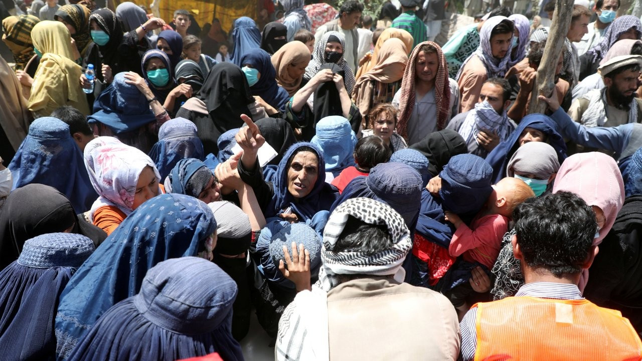 İsviçre: Afgan sığınmacıları büyük gruplar halinde almayacağız