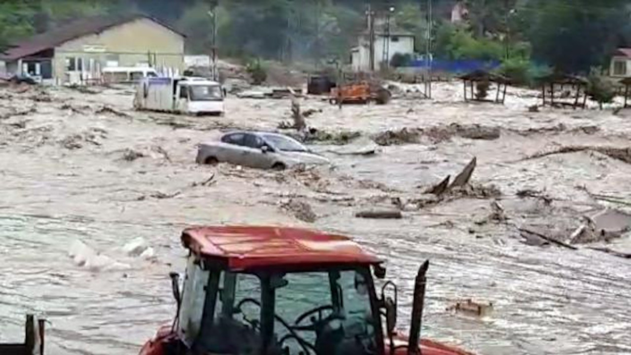 Sinop'un 3 ilçesi için kuvvetli yağış uyarısı