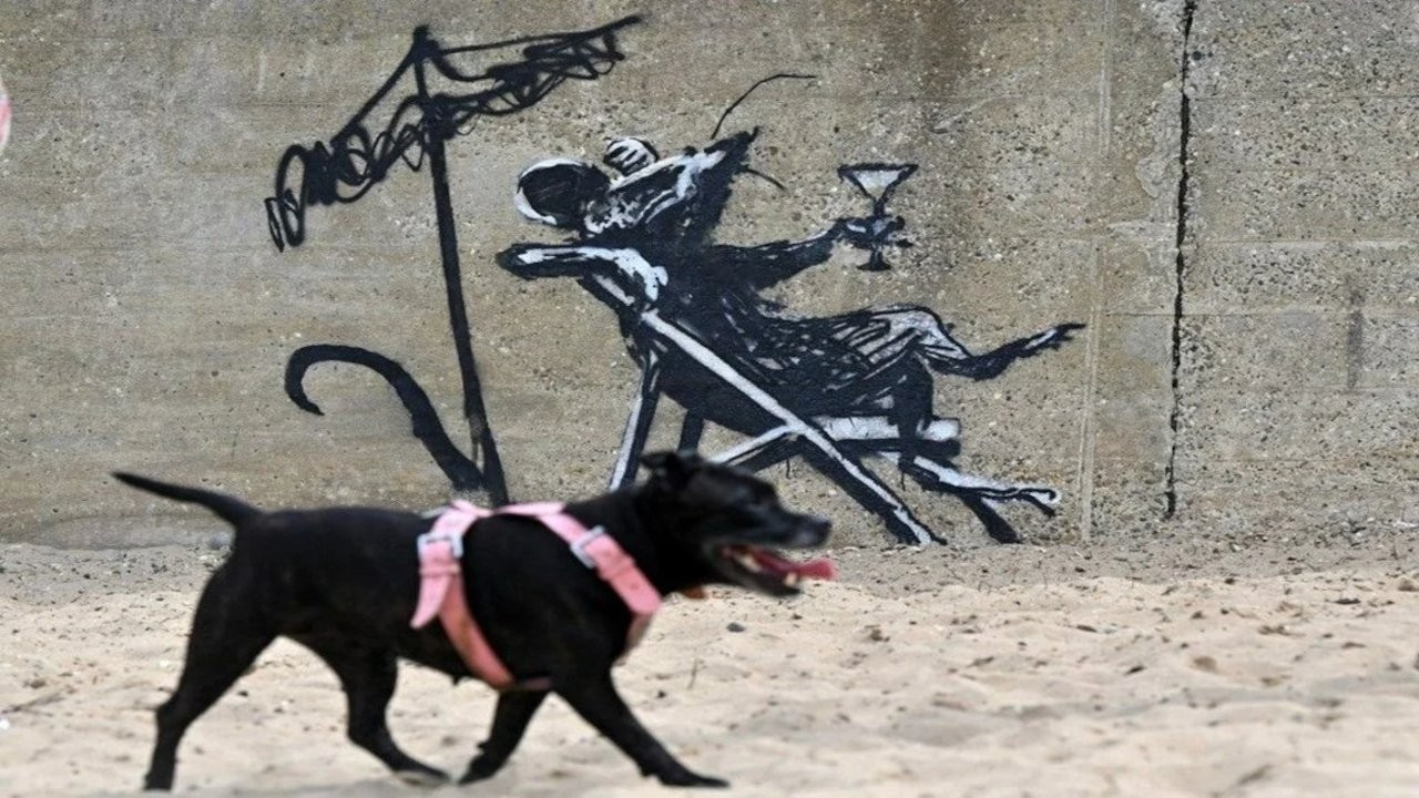 Banksy doğruladı: İngiltere'deki eserler bana ait