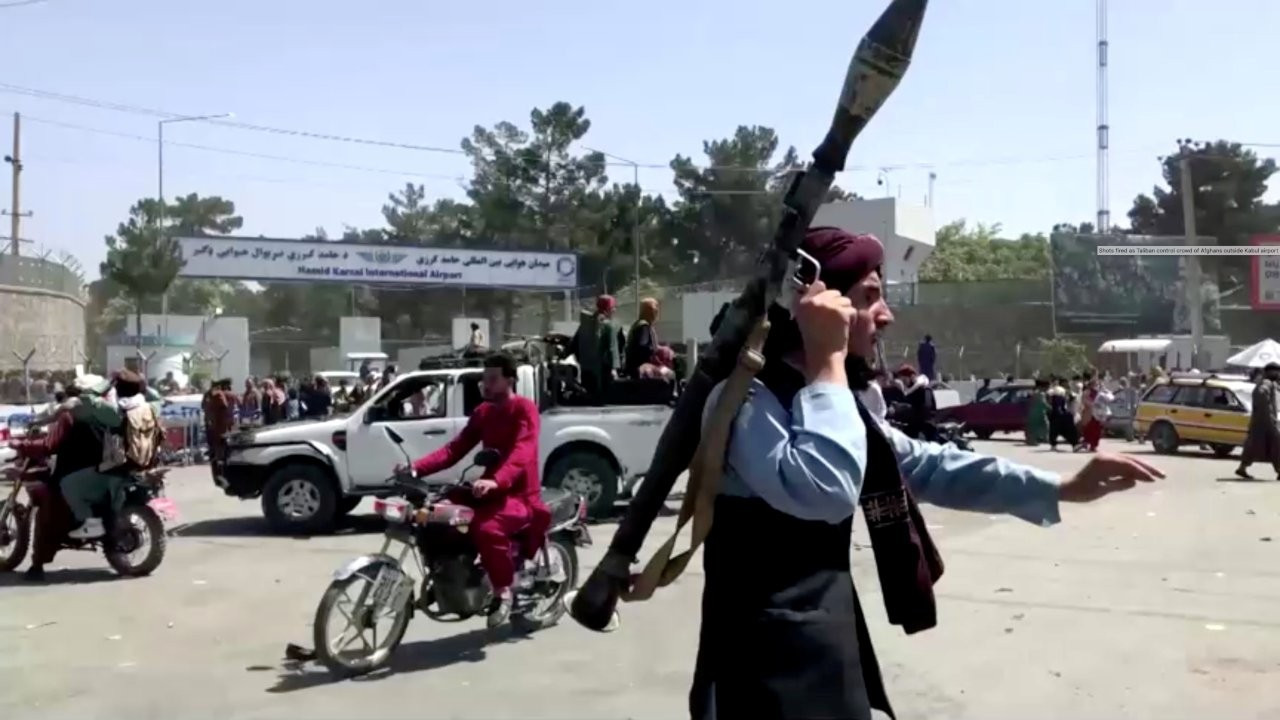 Rapor: Taliban, 'kara liste'de yer alan Afganları arıyor