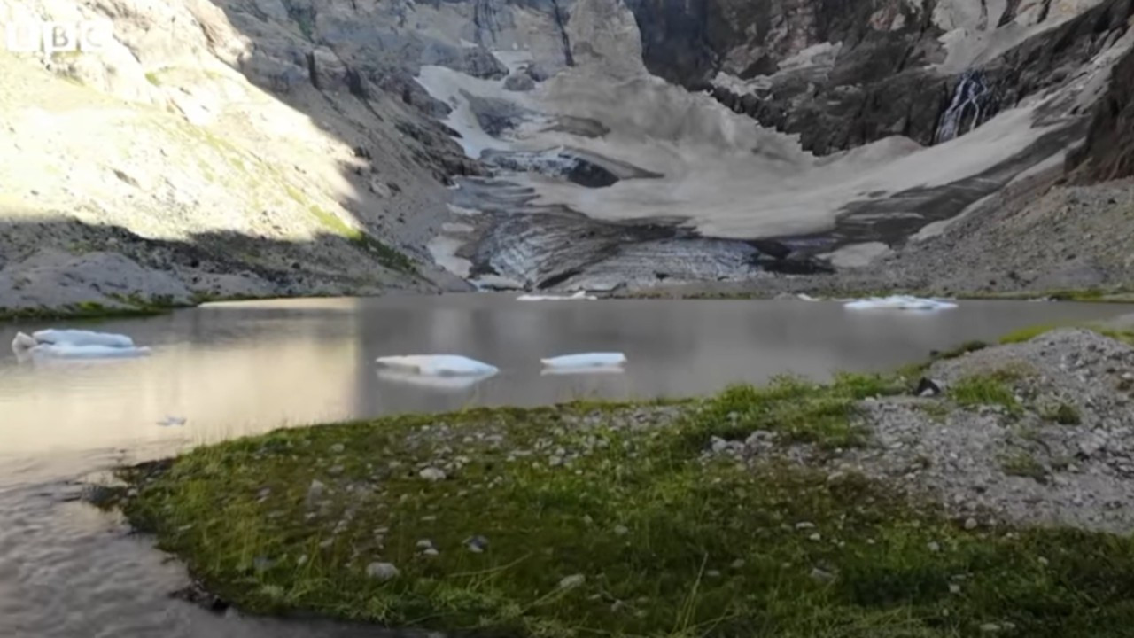 Cilo Dağı'nın 20 bin yıllık buzulları eriyor