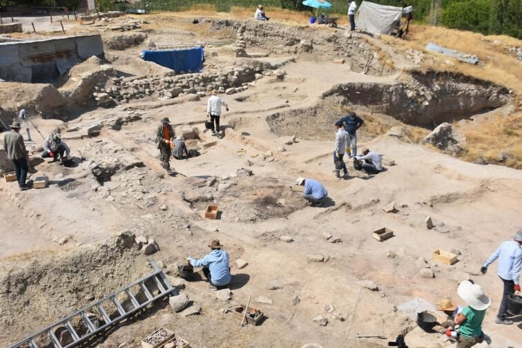 Arslantepe Höyüğü'nde bin yıllık mezarlar bulundu - Sayfa 2