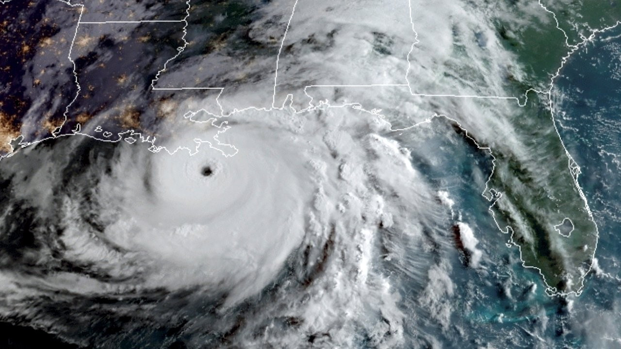 Ida Kasırgası ABD'nin güney kıyılarına ulaştı, 1 milyondan fazla kişiye elektrik verilemiyor