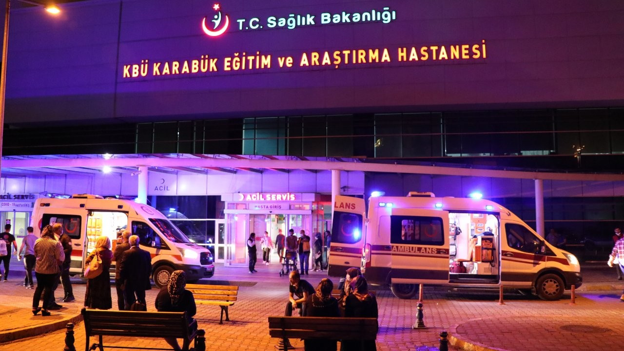 Karabük'te kaza: 2'si çocuk 8 yaralı