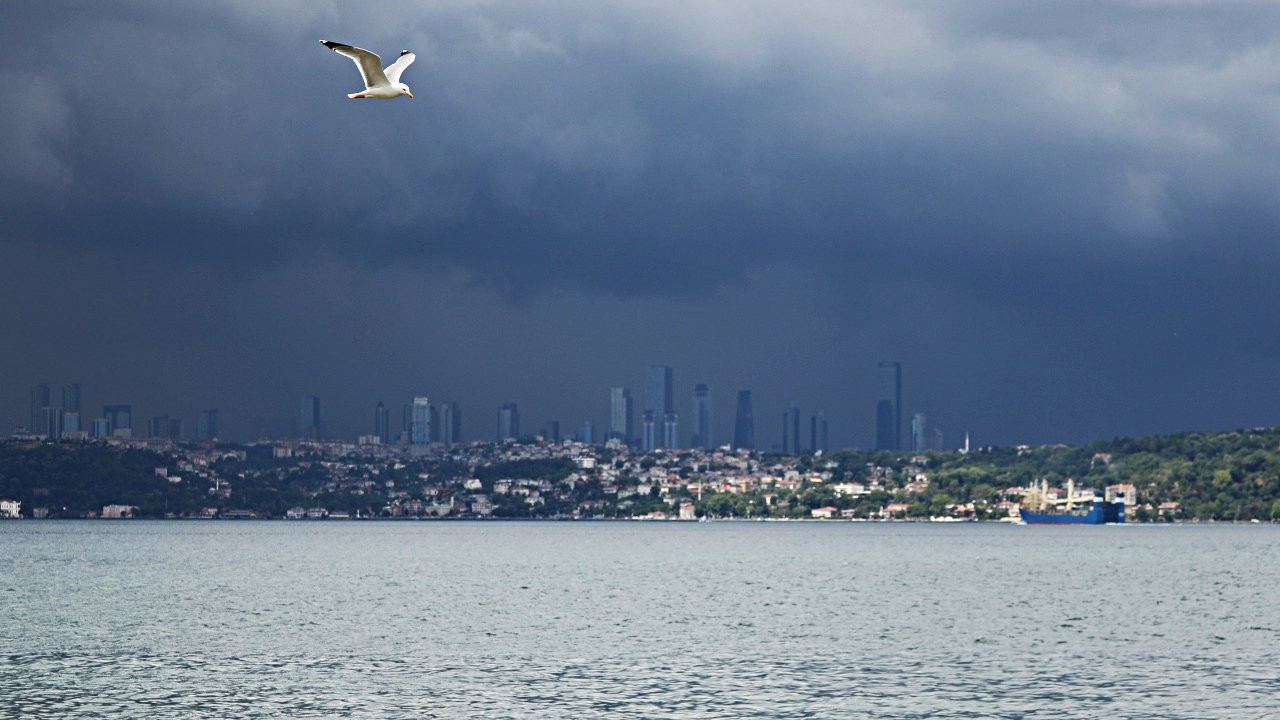 Meteoroloji'den İstanbul'a yağış uyarısı: Çok kuvvetli olacak