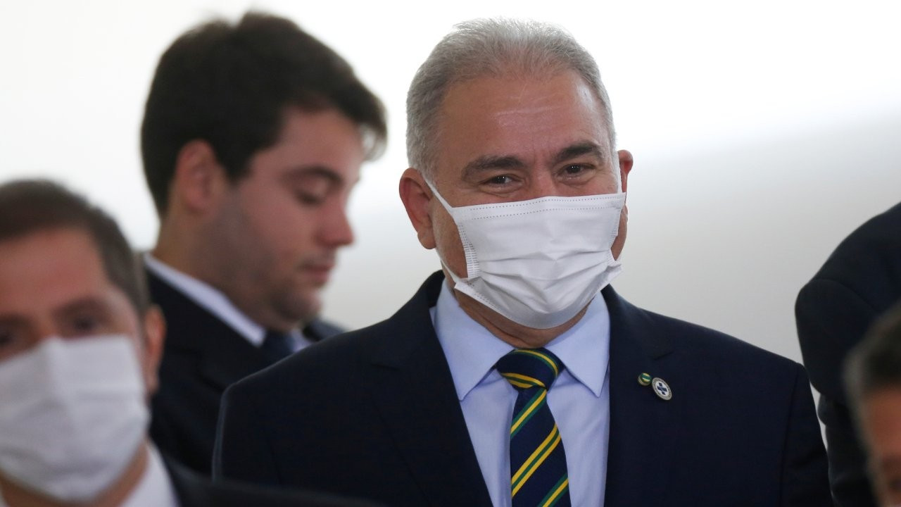 BM'de korona alarmı: Brezilya Sağlık Bakanı Covid'e yakalandı